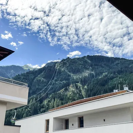 Appartement Zum Stoaner Mayrhofen