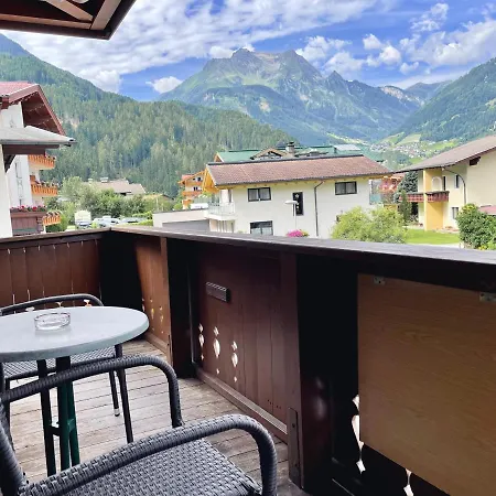 Apartmán Zum Stoaner Mayrhofen