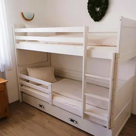 Appartement Zum Stoaner