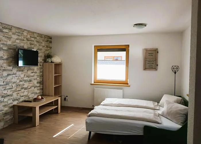 Zum Stoaner Mayrhofen