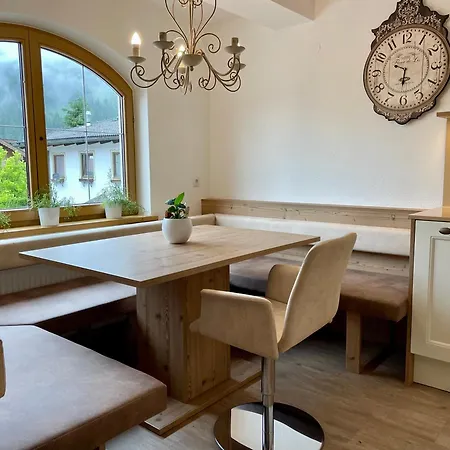 Appartement Zum Stoaner Mayrhofen